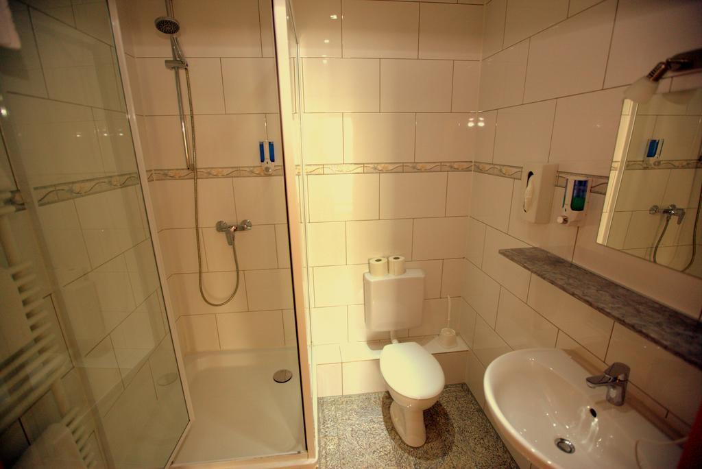 Airport Hotel Walldorf Мерфельден-Валльдорф Номер фото