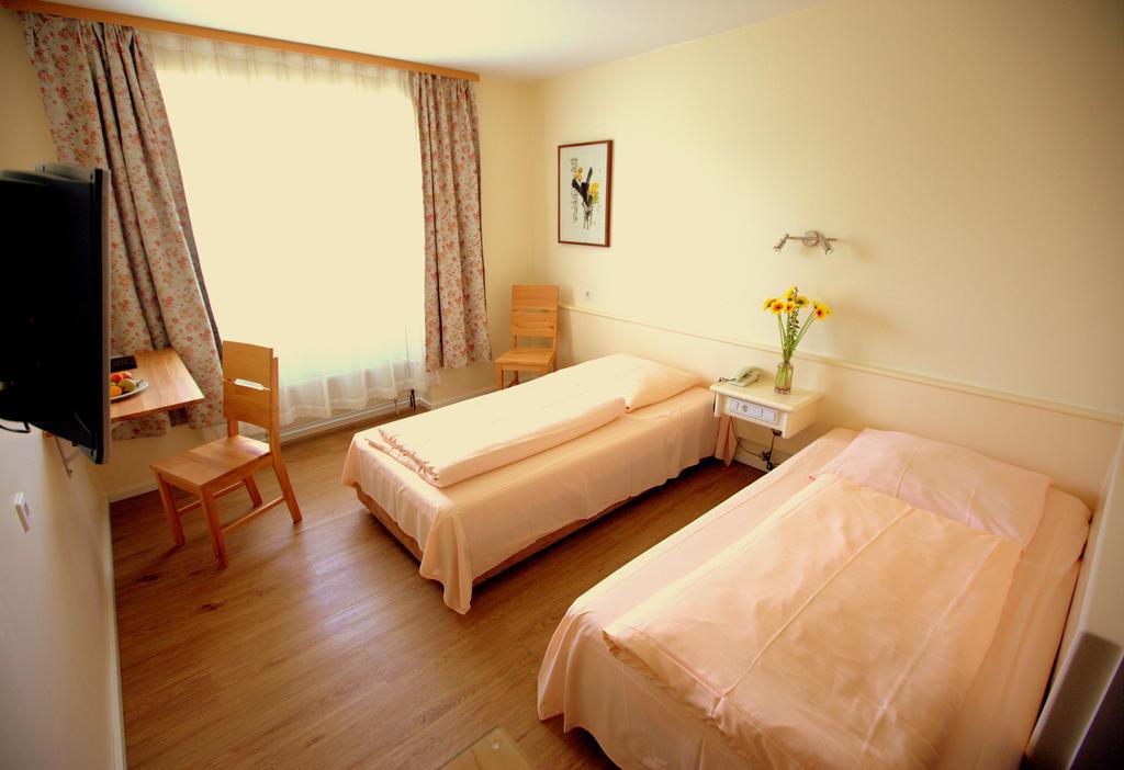 Airport Hotel Walldorf Мерфельден-Валльдорф Екстер'єр фото