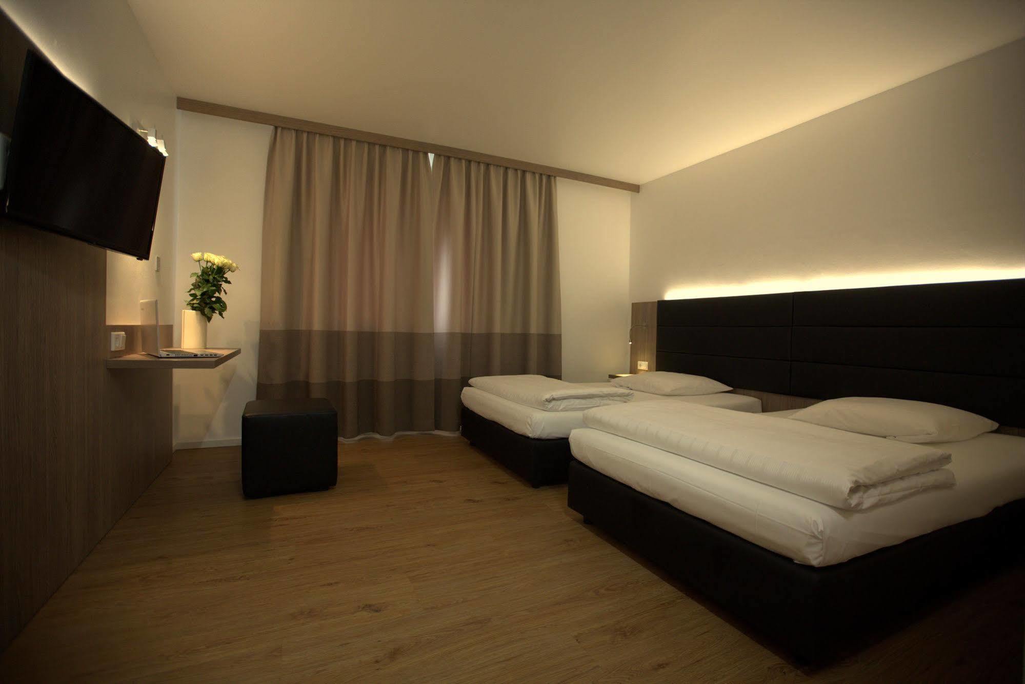 Airport Hotel Walldorf Мерфельден-Валльдорф Екстер'єр фото
