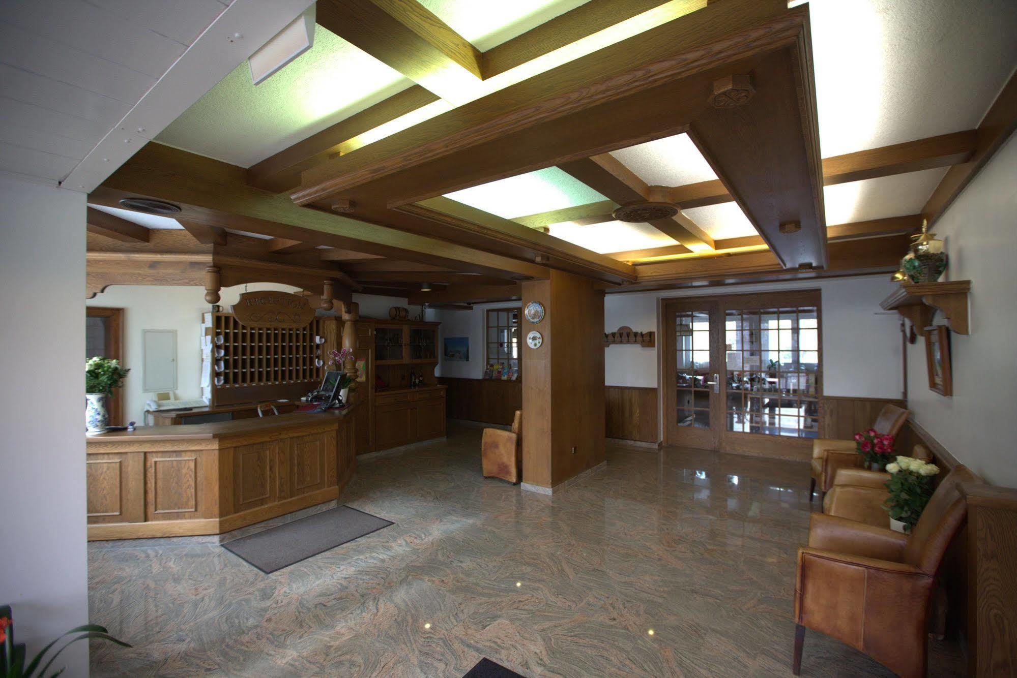 Airport Hotel Walldorf Мерфельден-Валльдорф Екстер'єр фото